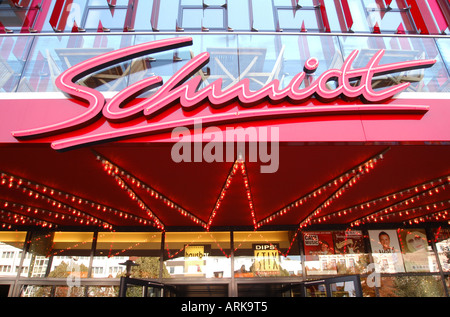 Le théâtre Schmidt à la Reeperbahn à Hambourg, Allemagne Banque D'Images