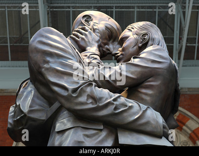 Lieu de rencontre par Paul day St Pancras gare. Banque D'Images