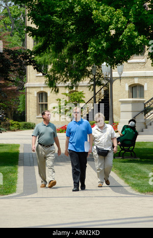 Activités d'étudiant à l'Université de Notre Dame à South Bend campus dans l'Indiana Banque D'Images