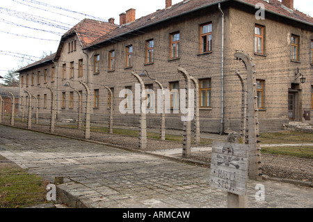 Tour de garde et de l'hôpital allemand Auschwitz bloc Banque D'Images