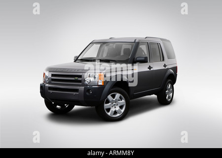 2008 Land Rover LR3 HSE en gris - angle de vue avant Banque D'Images