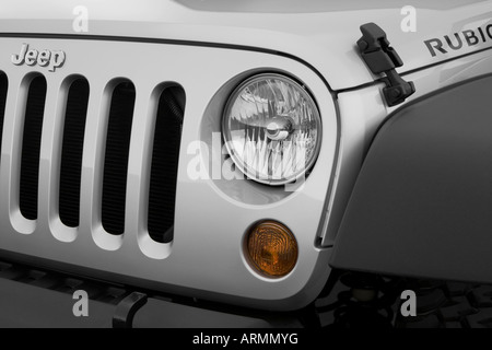 2008 Jeep Wrangler Unlimited Rubicon en argent - Phare Banque D'Images