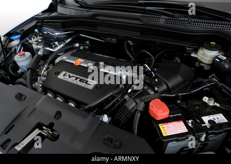 2008 Honda CR-V EX en bleu - Le moteur Banque D'Images