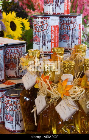 Produire et de sirop d'afficher dans le marché, la ville de Québec, Québec, Canada. Banque D'Images