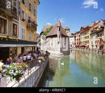 FRANCE RHONE-ALPES ANNECY PALAIS DE L'ISLE QUAI DES PRISONS V Banque D'Images