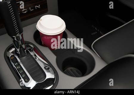 2008 Lincoln Mark LT en noir - Support de tasse avec Prop Banque D'Images