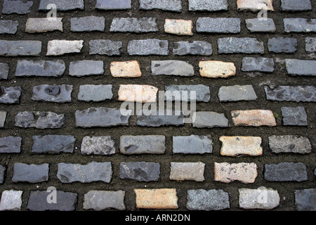 Des cailloux sur la route menant à l'entrée de l'État Hill Liège Château de Dublin. Dublin, comté de Dublin, Irlande. Banque D'Images