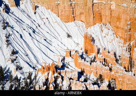 Bryce Canyon Red Rock neige hiver vue sunrise Banque D'Images