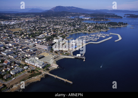 Vue aérienne du secteur riverain de Sidney, île de Vancouver, Colombie-Britannique, Canada. Banque D'Images