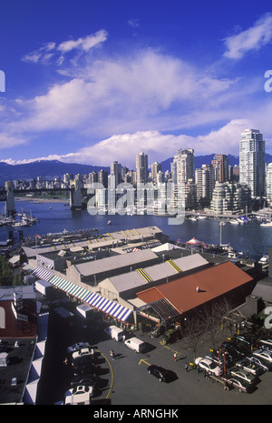 Le centre-ville de Vancouver à partir de False Creek, Vancouver, British Columbia, Canada. Banque D'Images