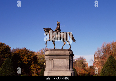 USA Boston Massachusetts statue du Général George Washington sur un cheval sur le Boston Common Banque D'Images