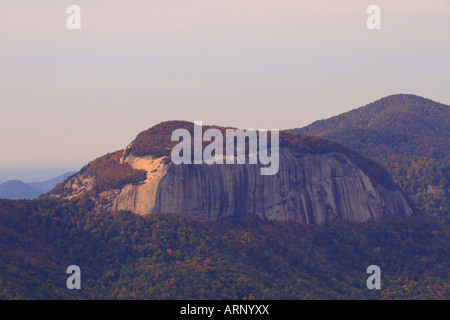 Table Rock vu de Caesars Head State Park, Cleveland, Caroline du Sud, USA Banque D'Images