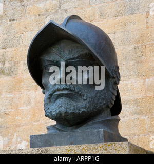 Trujillo, Estrémadure, Espagne. Buste de Francisco de Orellana, un explorateur du 16ème siècle et originaire de Trujillo. Banque D'Images