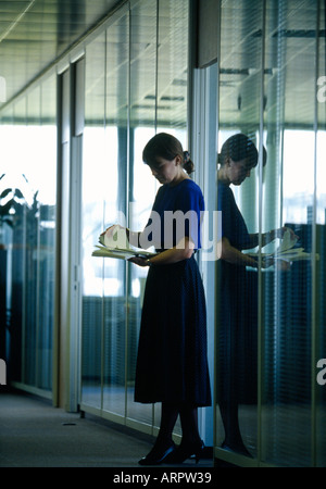 Employée de bureau à Glasgow, Ecosse Banque D'Images