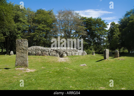 Balnuaran dh de Clava CLAVA INVERNESSSHIRE pierre l'âge du bronze en chambré tumulus de Pierre cimetière cairn Banque D'Images