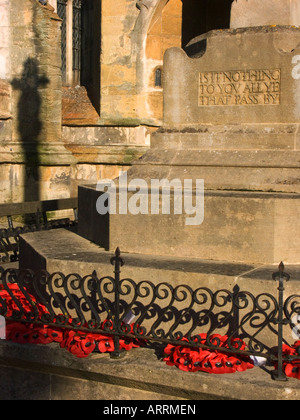 War Memorial, Cirencester, Gloucestershire, Angleterre, RU avec l'inscription - n'est-il rien pour vous vous tous qui passent. Banque D'Images