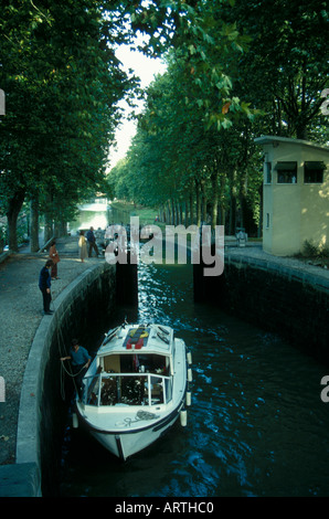 Système de blocage sur le Canal du Midi, Aude, France Banque D'Images