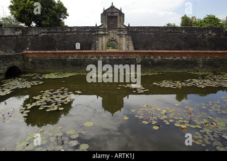 L'entrée principale de Fort Santiago dans la section historique de l'intramuros de Manille, Philippines. Banque D'Images