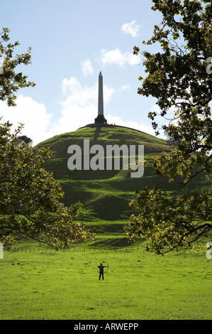 Archer et obélisque One Tree Hill Île du Nord Auckland Nouvelle Zélande Banque D'Images