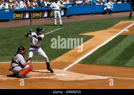 Derek Jeter les chauves-souris contre les Red Sox de Boston, le 11 septembre 2005. Banque D'Images