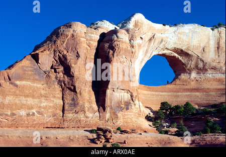 Wilson Arch et les droits de près de Moab Utah USA Banque D'Images