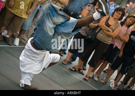 Artiste de rue en action NEW YORK CITY Banque D'Images