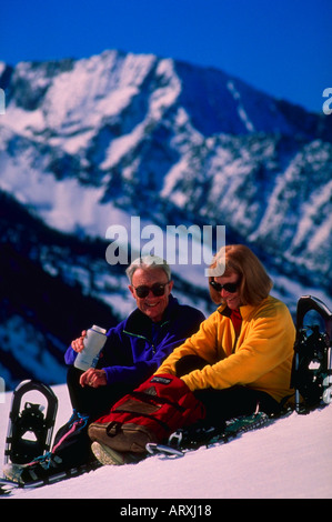 Couple en raquettes Banque D'Images