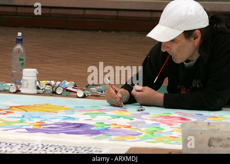 Artiste art peintures peinture huile tube d'attribut en fonction de sélection mixte mélange palette couleurs différentes fournitures peinture colorée brus Banque D'Images