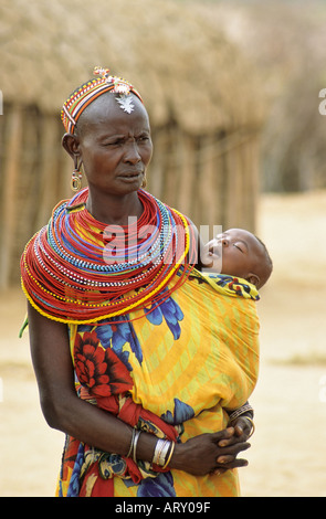 Femme et enfant Samburu, Kenya Banque D'Images