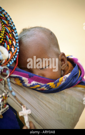 Femme et enfant Samburu, Kenya Banque D'Images