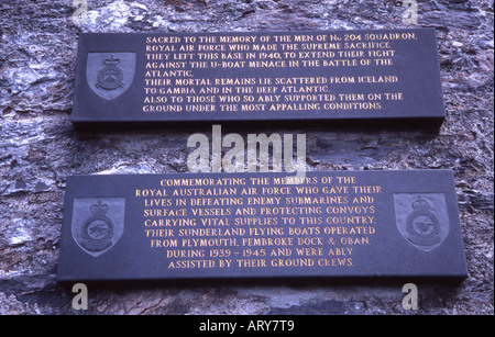 Plaques commémoratives de la Royal Air Force à Mount Batten, Plymouth, Devon Banque D'Images