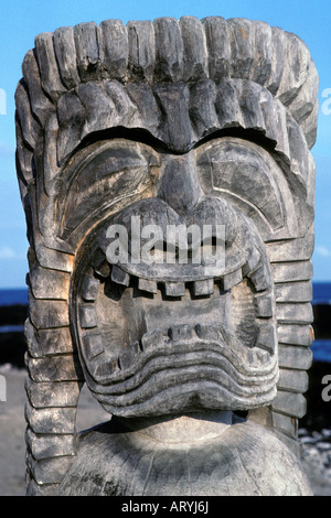 Tiki (Kii) à Puuhonua O Honaunau National Historical Park (Ville de Refuge) Banque D'Images