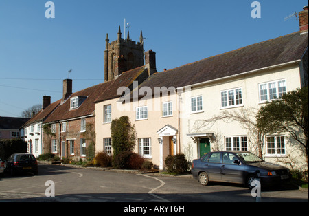 St Marys Church et de l'habitation à Dorset Angleterre Cerne Abbas Banque D'Images