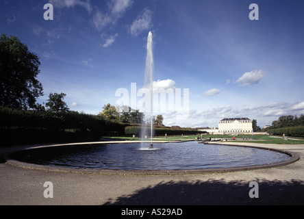 Brühl, Schloß Augustusburg, Schloßpark mit Fontäne Banque D'Images