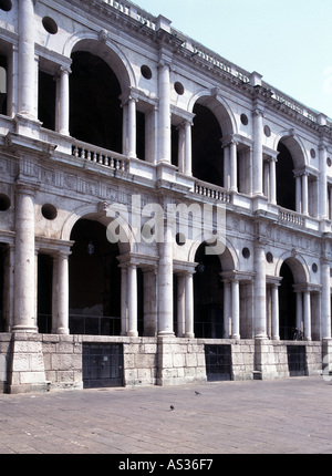 Vicenca, Basilique palladienne, Palazzo della Ragione, Südfassade Banque D'Images