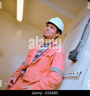 Construction Worker fumeurs Banque D'Images