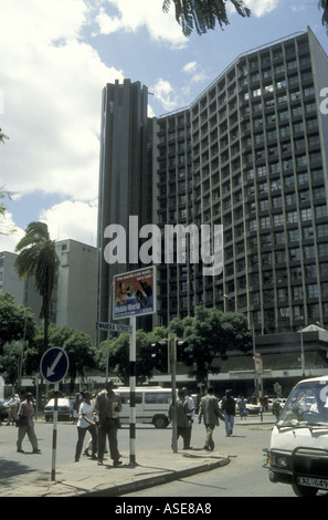 Batiment moderne immeuble de bureaux sur l'avenue Kenyatta, au centre de Nairobi Kenya Afrique de l'Est Banque D'Images