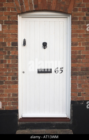 Porte d'une maison dans le Suffolk, UK Banque D'Images