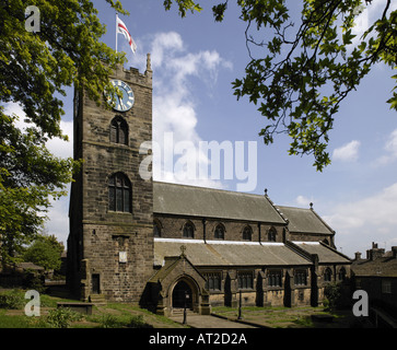 SAINT MICHEL ET TOUS LES ANGES HAWORTH VILLAGE YORKSHIRE ANGLETERRE Banque D'Images