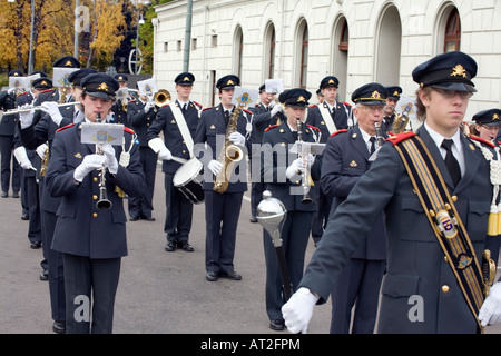 Street Parade bande militaire suédoise de Göteborg. L'unité d'accueil de Boras ville de l'ouest de la Suède Banque D'Images