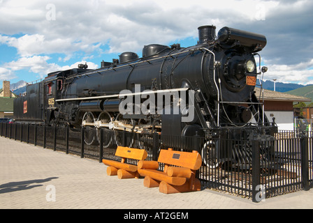 Ancien La locomotive à vapeur no 6015 sur l'affichage à Jasper, Alberta, Canada Banque D'Images