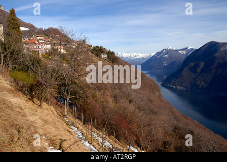 Vue sur le lac de Lugano et M. bre Banque D'Images