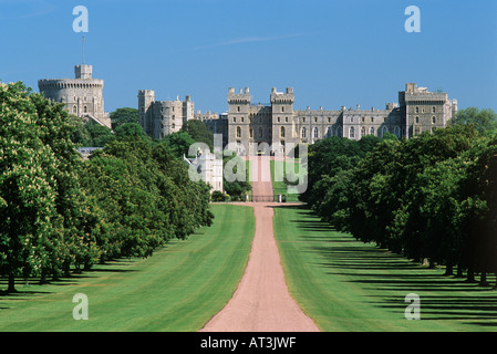 Le Château de Windsor à partir de la Longue Marche, Berkshire, England, UK Banque D'Images