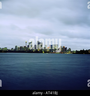 Géographie / voyages, Australie, Nouvelle-Galles du Sud, Sydney, vue de Cremorne point, ville, nuit, horizon, gratte-ciel, Banque D'Images