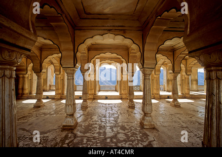 Une des quatre grandes cours du Palais Amber, Amer près de Jaipur IN Banque D'Images