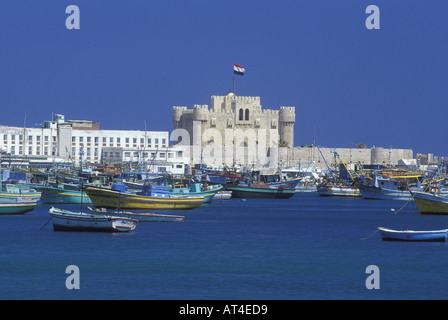 Forteresse de Kait Bey, site d'un ancien phare d'Alexandrie / Egypte Banque D'Images