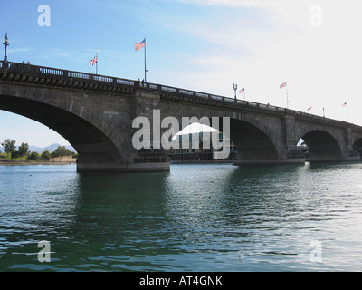 London Bridge over Lake Havasu City, Mohave Comté, Arizona, United States Banque D'Images