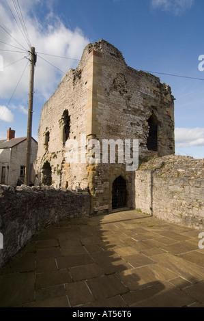 Ruiné et gatehouse burgess mur de la ville, Château de Denbigh, au nord du Pays de Galles Banque D'Images