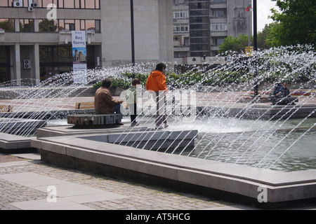 Fontaine, l'eau, éclaboussures d'eau, centre, carré, Banque D'Images