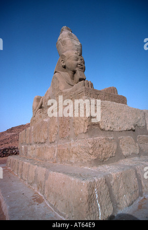 Un sphinx. Wadi al-sebua, nouvelle sebua, Haute Egypte, Egypte. un sphinx de Wadi al-sebua en Égypte. Haute Egypte / Nubie, Egypte. un sphinx de Wadi al-sebua en Égypte. Banque D'Images